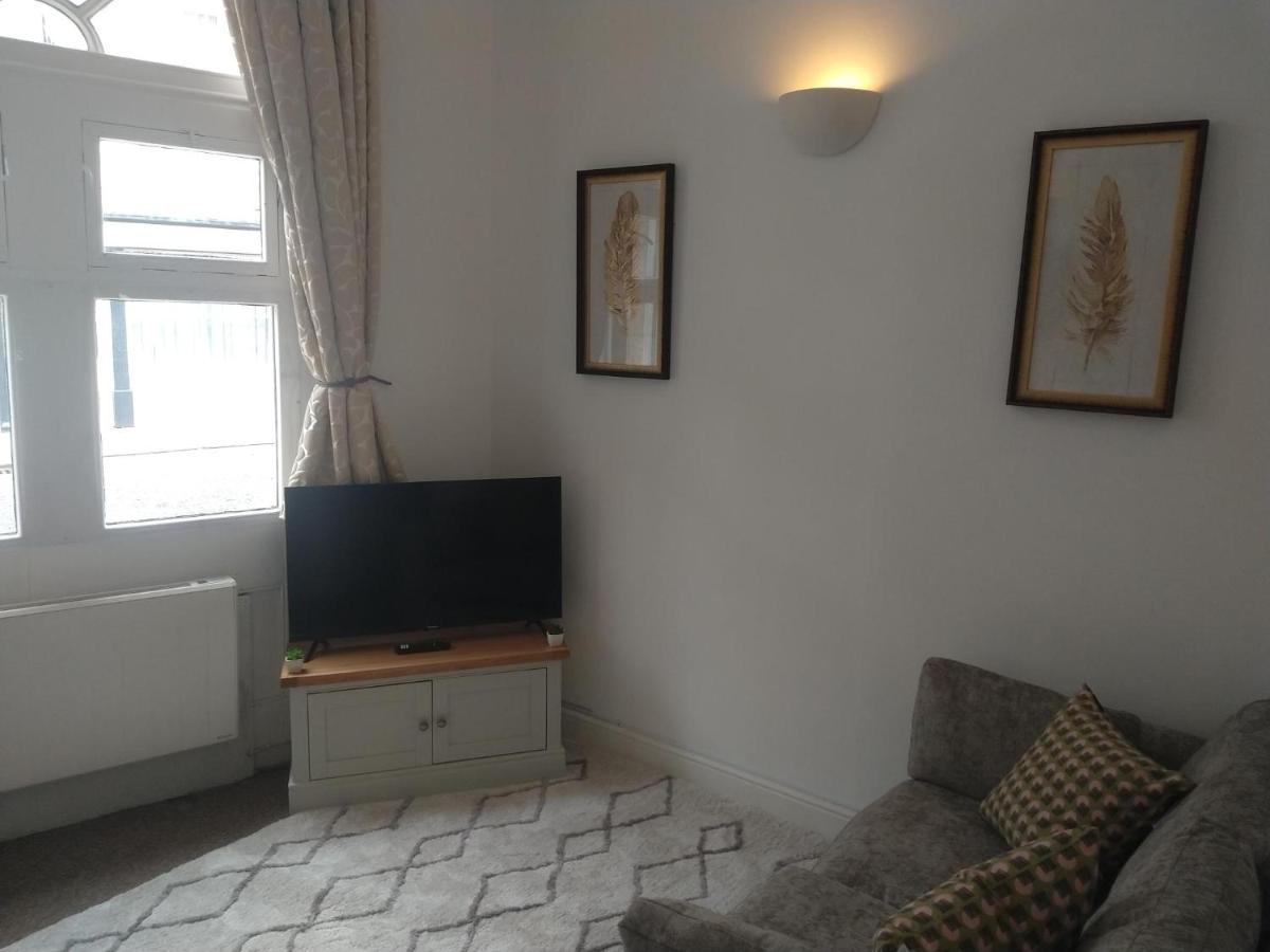 All Saints 2 Bed Apartment In Central Stamford With Parking Экстерьер фото